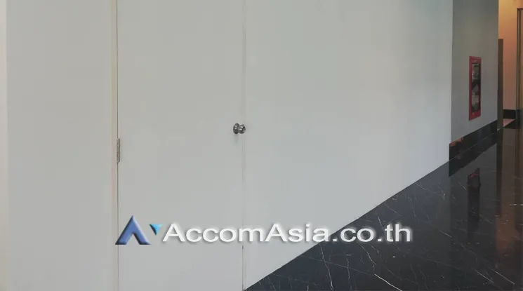 unit Office space For Rent in Sukhumvit, Bangkok  near BTS Bang Chak (AA24496)