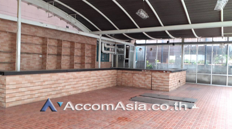  2  Retail / Showroom For Rent in Sukhumvit ,Bangkok BTS Asok AA24526