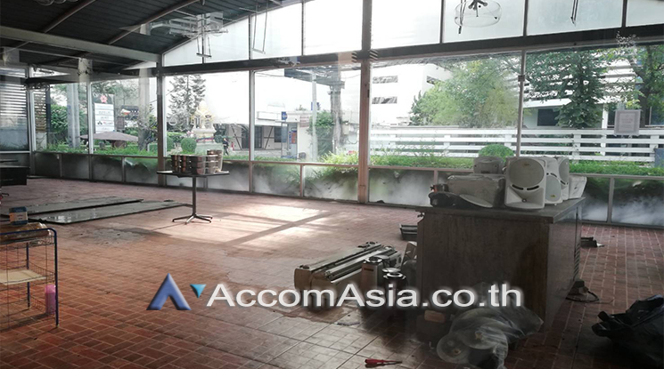13  Retail / Showroom For Rent in Sukhumvit ,Bangkok BTS Asok AA24526