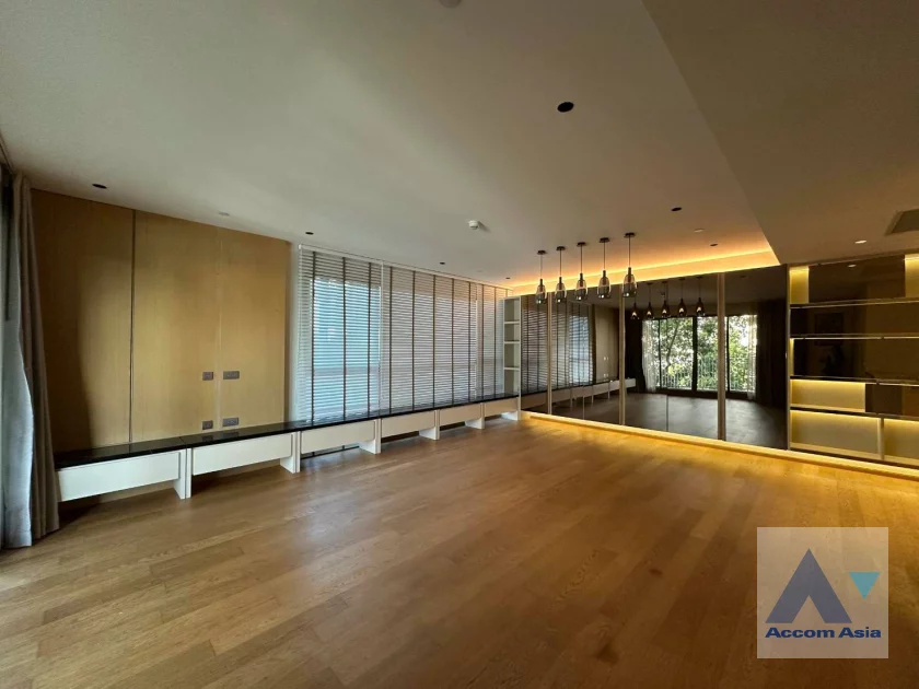  Supreme Legend Condominium  2 Bedroom for Rent MRT Lumphini in Sathorn Bangkok