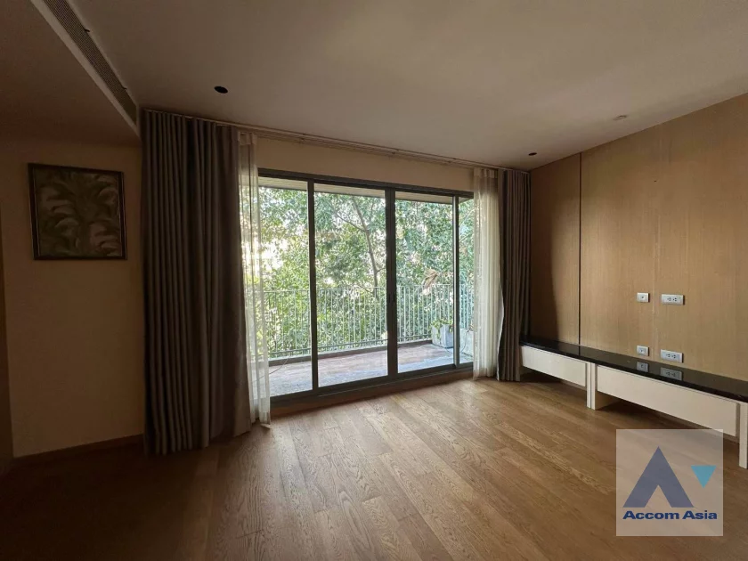 unit 2 Bedrooms  Condominium For Rent in Sathorn, Bangkok  near MRT Lumphini (AA24582)