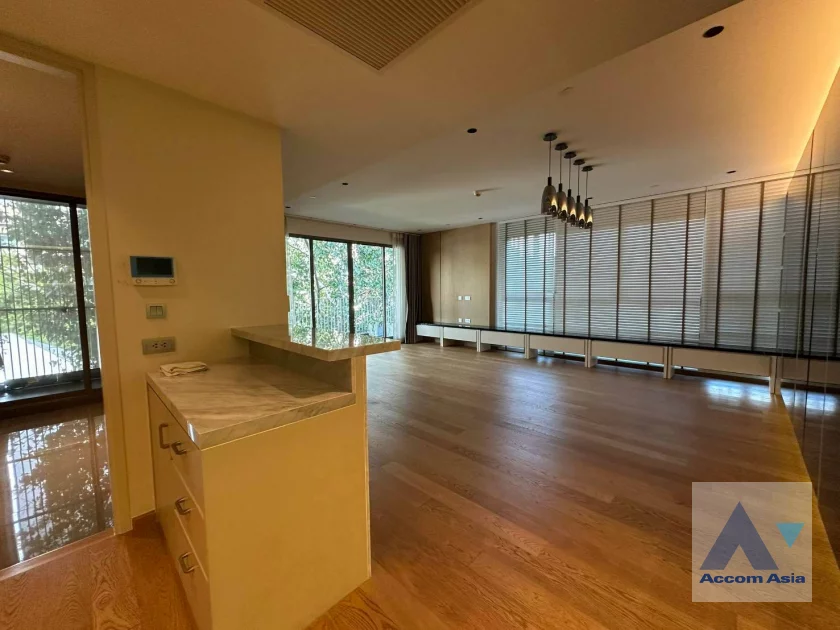 6  2 br Condominium For Rent in Sathorn ,Bangkok MRT Lumphini at Supreme Legend AA24582