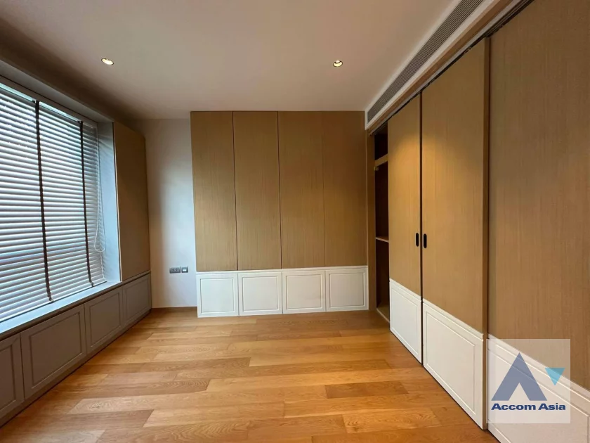 18  2 br Condominium For Rent in Sathorn ,Bangkok MRT Lumphini at Supreme Legend AA24582