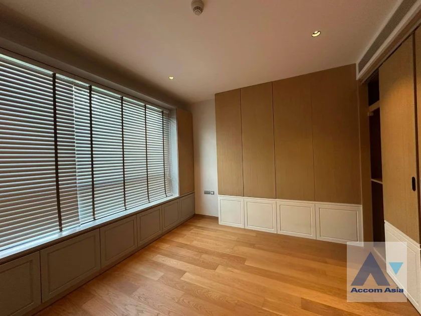 16  2 br Condominium For Rent in Sathorn ,Bangkok MRT Lumphini at Supreme Legend AA24582