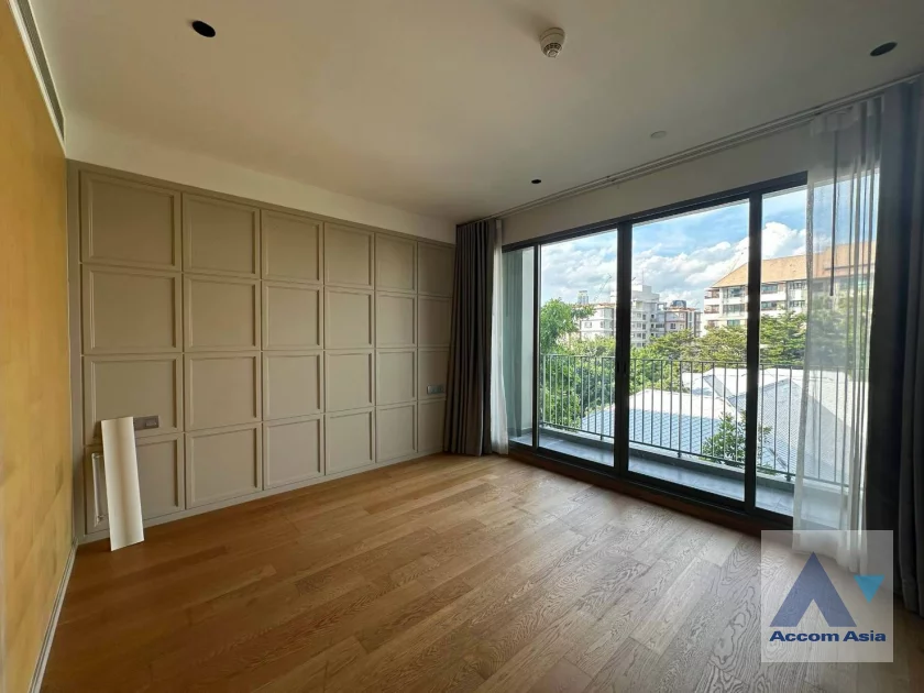 10  2 br Condominium For Rent in Sathorn ,Bangkok MRT Lumphini at Supreme Legend AA24582