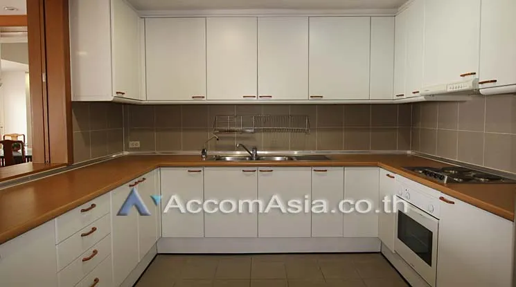 unit 3 Bedrooms  Condominium For Rent in Sathorn, Bangkok  near BRT Thanon Chan (2018403)