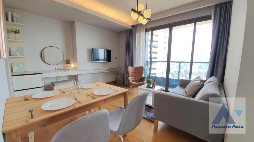 unit 2 Bedrooms  Condominium For Rent & Sale in Sukhumvit, Bangkok  near BTS Phrom Phong (AA24588)