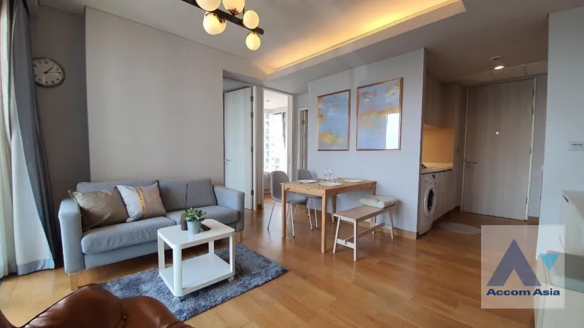 unit 2 Bedrooms  Condominium For Rent & Sale in Sukhumvit, Bangkok  near BTS Phrom Phong (AA24588)