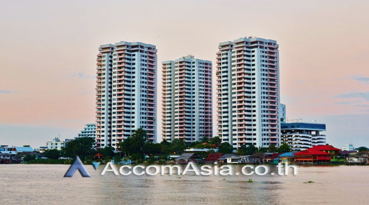  2  3 br Condominium For Sale in Phaholyothin ,Bangkok  at Riverine Place AA24616