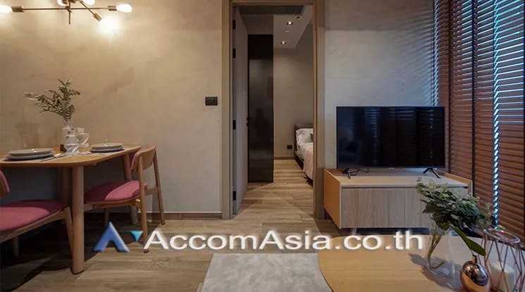 unit 1 Bedroom  Condominium For Rent & Sale in Sukhumvit, Bangkok  near MRT Phetchaburi (AA24626)