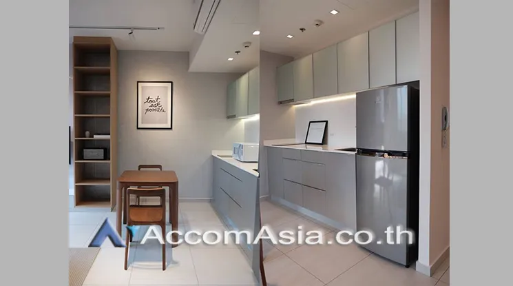unit 1 Bedroom  Condominium For Sale in Sukhumvit, Bangkok  near BTS Ekkamai (AA24627)