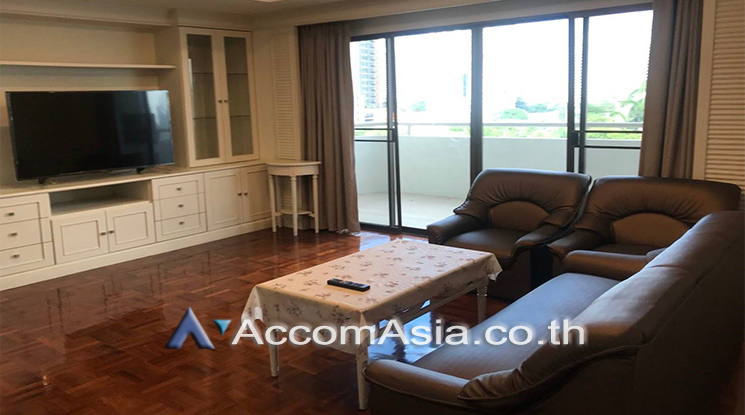  2  2 br Apartment For Rent in Sukhumvit ,Bangkok BTS Phrom Phong at Low-rise apartment, Walk 400m to BTS AA24659