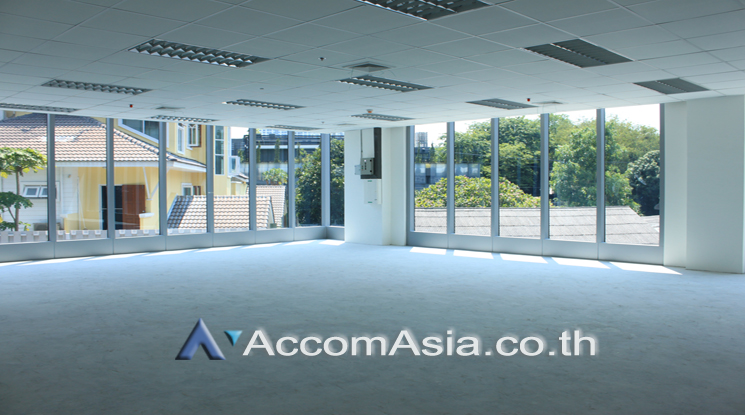  1  Office Space For Rent in Sukhumvit ,Bangkok BTS Phra khanong at Summer Hub AA24663
