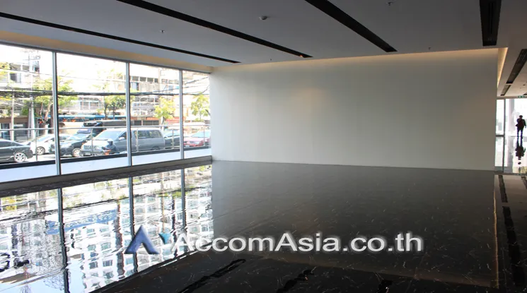 unit Office space For Rent in Sukhumvit, Bangkok  near BTS Phra khanong (AA24664)