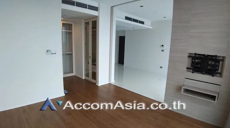 unit 1 Bedroom  Condominium For Sale in Sathorn, Bangkok  near BTS Surasak (AA24684)