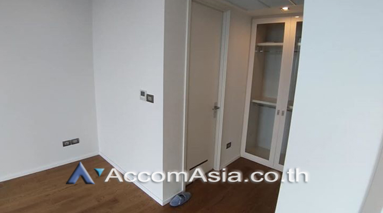 4  1 br Condominium For Sale in Sathorn ,Bangkok BTS Surasak at The Bangkok Sathorn AA24684