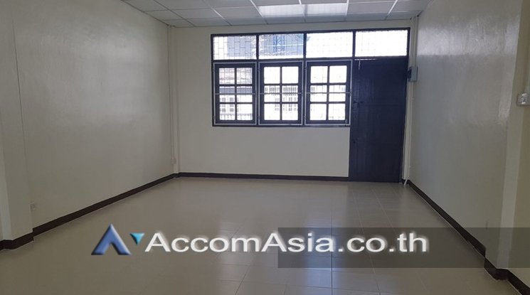 4  3 br Shophouse For Rent in Sathorn ,Bangkok  AA24690