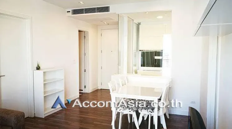 unit 2 Bedrooms  Condominium For Rent in Sukhumvit, Bangkok  near BTS Punnawithi (AA24767)