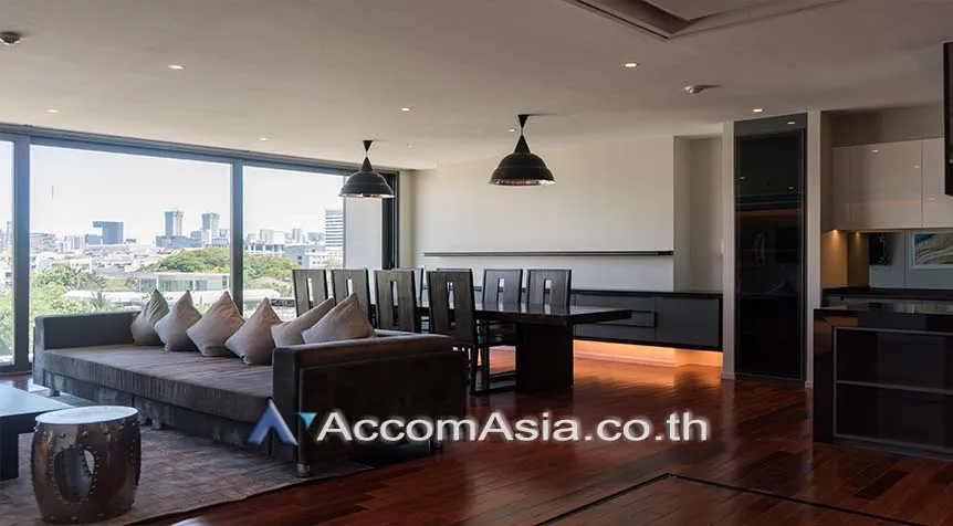 unitBig Balcony, Pet friendly |  3 Bedrooms  Apartment For Rent in Sukhumvit, Bangkok  near BTS Thong Lo (AA24769)
