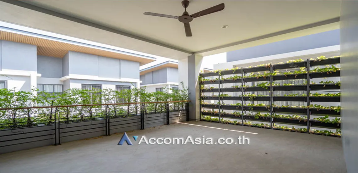 5  4 br House for rent and sale in Bang Na ,Bangkok BTS Bang Na at House in Compound AA24777
