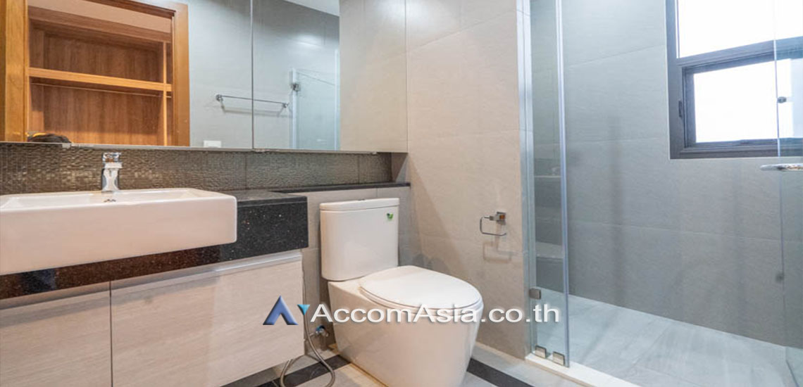 16  4 br House for rent and sale in Bang Na ,Bangkok BTS Bang Na at House in Compound AA24777