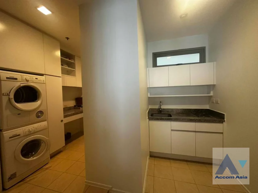 6  3 br Condominium For Rent in Sukhumvit ,Bangkok BTS Phrom Phong at The Madison AA24786