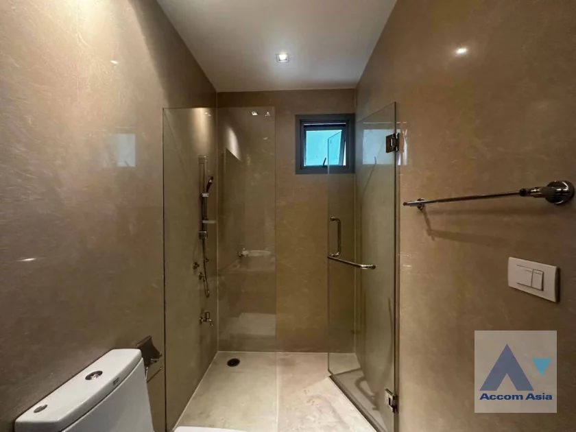 16  3 br Condominium For Rent in Sukhumvit ,Bangkok BTS Phrom Phong at The Madison AA24786