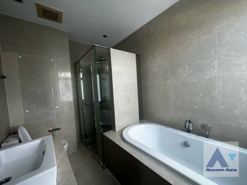 20  3 br Condominium For Rent in Sukhumvit ,Bangkok BTS Phrom Phong at The Madison AA24786