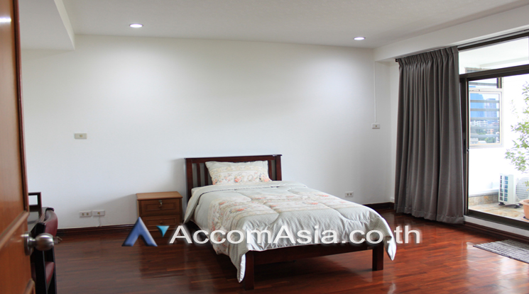 8  4 br Apartment For Rent in Sukhumvit ,Bangkok BTS Thong Lo at Perfect For Big Families AA24801