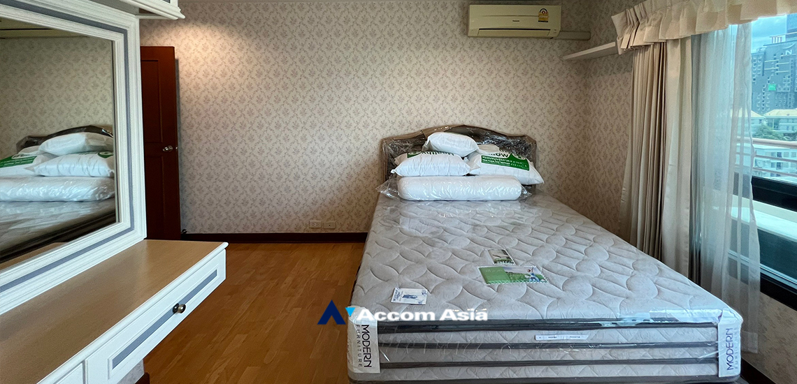 11  3 br Condominium For Sale in Ploenchit ,Bangkok BTS Ploenchit at Baan Ploenchit AA24843