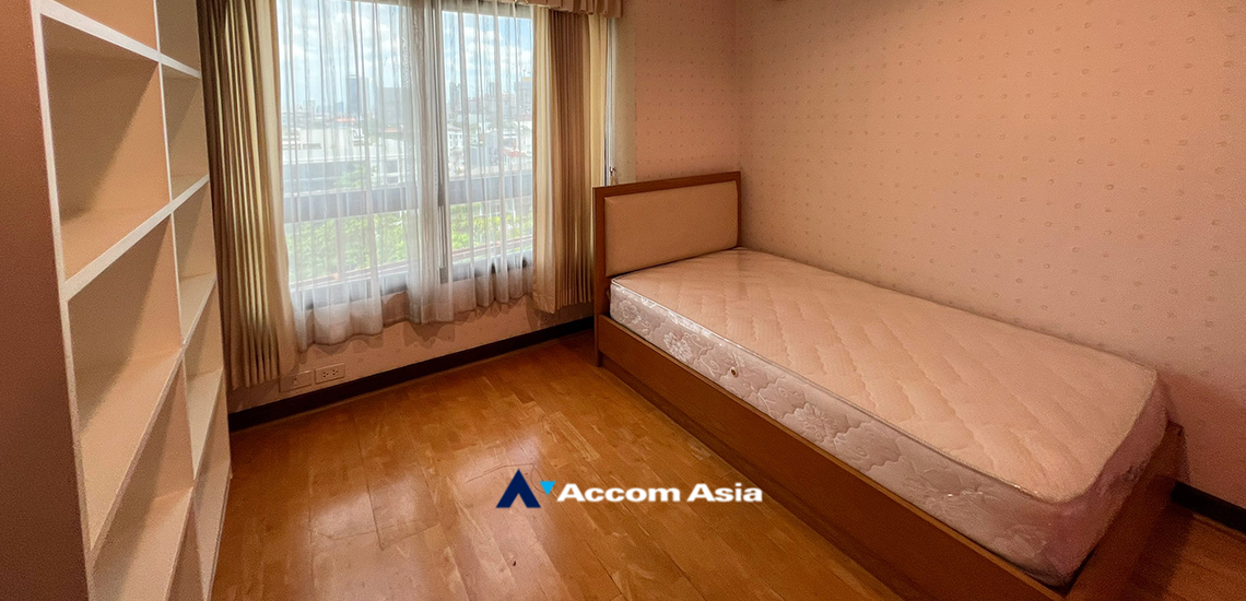15  3 br Condominium For Sale in Ploenchit ,Bangkok BTS Ploenchit at Baan Ploenchit AA24843