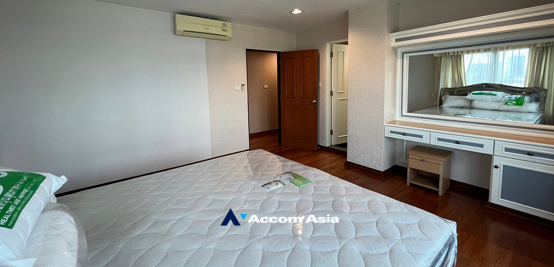 13  3 br Condominium For Sale in Ploenchit ,Bangkok BTS Ploenchit at Baan Ploenchit AA24843