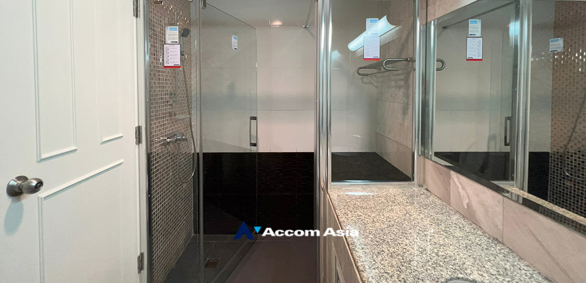 21  3 br Condominium For Sale in Ploenchit ,Bangkok BTS Ploenchit at Baan Ploenchit AA24843