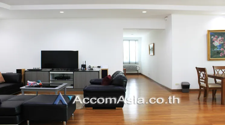 unit 3 Bedrooms  Apartment For Rent in Sukhumvit, Bangkok  near BTS Thong Lo (AA24856)