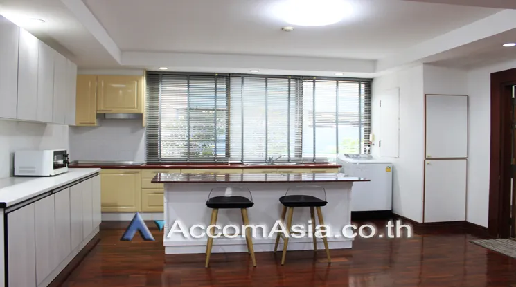 unit 3 Bedrooms  Apartment For Rent in Sukhumvit, Bangkok  near BTS Thong Lo (AA24857)