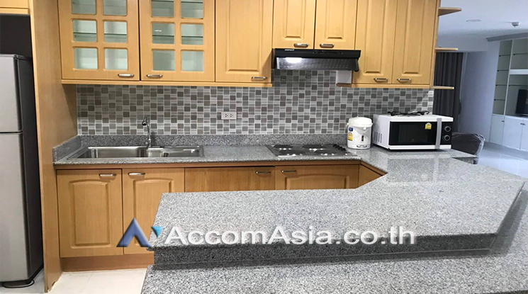 unit 2 Bedrooms  Condominium For Rent in Sukhumvit, Bangkok  near BTS Phrom Phong (AA24892)