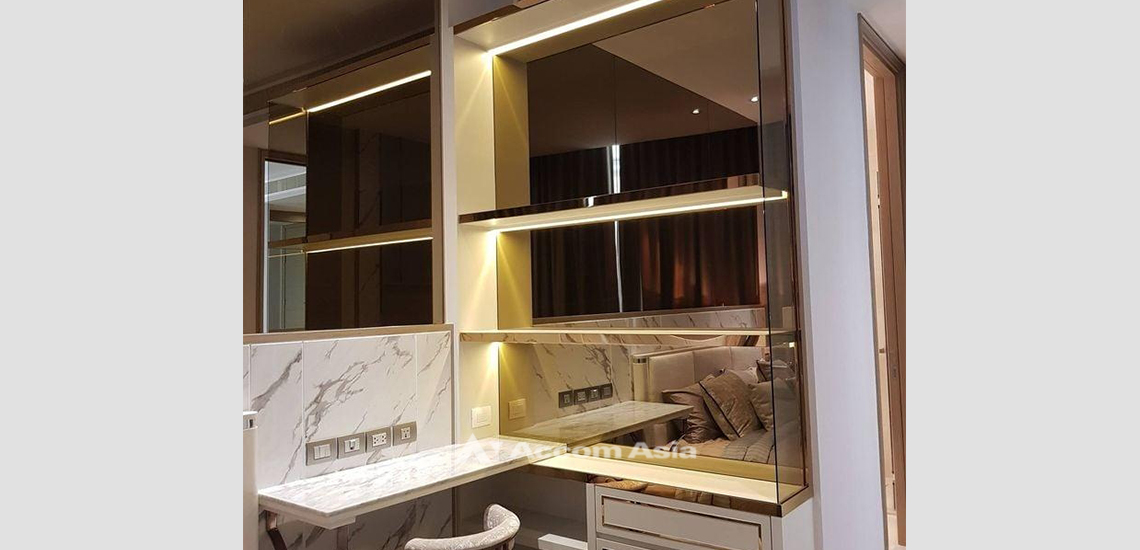 7  1 br Condominium For Rent in Ploenchit ,Bangkok BTS Ratchadamri at Magnolias Ratchadamri Boulevard AA24898