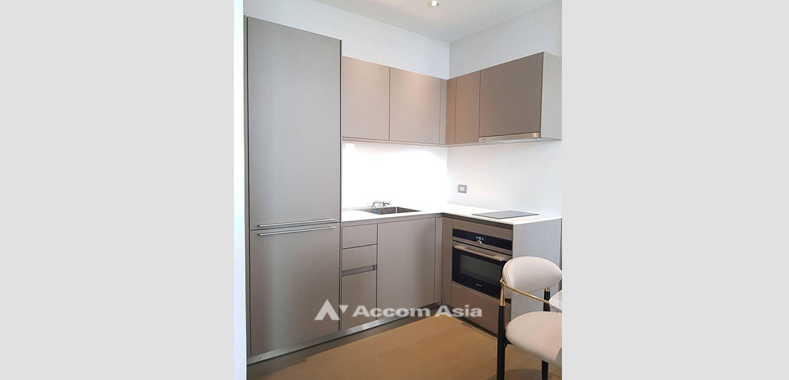  1  1 br Condominium For Rent in Ploenchit ,Bangkok BTS Ratchadamri at Magnolias Ratchadamri Boulevard AA24898