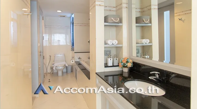 unit 1 Bedroom  Apartment For Rent in Sukhumvit, Bangkok  near BTS Thong Lo (AA24906)