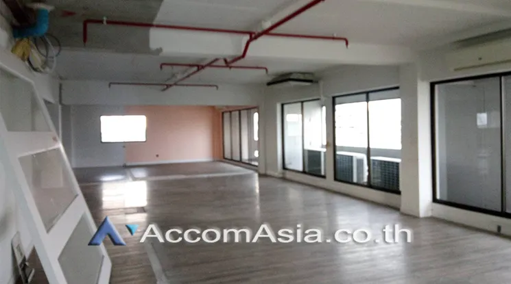 unit Office space For Rent in Phaholyothin, Bangkok  near BTS Saphan-Kwai (AA24947)