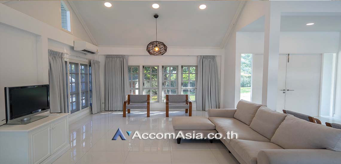 7  4 br House For Rent in Sukhumvit ,Bangkok BTS Phra khanong AA24957