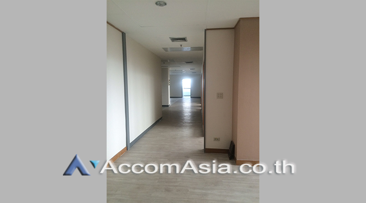  1  Office Space for rent and sale in Sathorn ,Bangkok BRT Thanon Chan at LPN Tower Nang Linchee AA24973