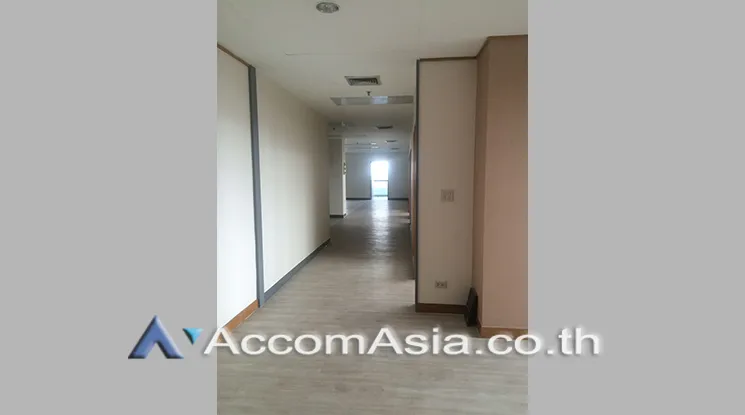 office space for sale in Sathorn at LPN Tower Nang Linchee, Bangkok Code AA24973
