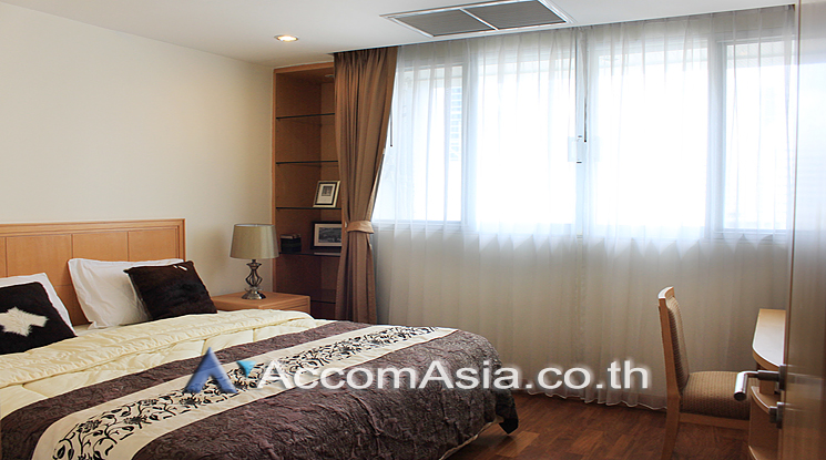 12  3 br Apartment For Rent in Sukhumvit ,Bangkok BTS Phrom Phong at Apartment with Top Facilities, Close to Emshere AA25029