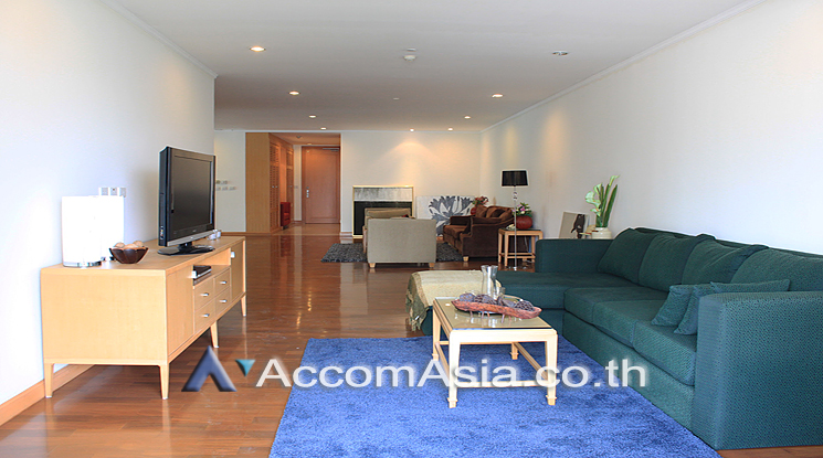 4  3 br Apartment For Rent in Sukhumvit ,Bangkok BTS Phrom Phong at Apartment with Top Facilities, Close to Emshere AA25029