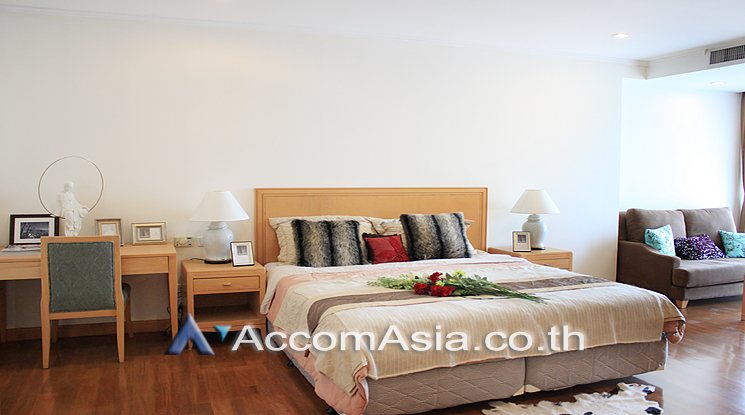 9  3 br Apartment For Rent in Sukhumvit ,Bangkok BTS Phrom Phong at Apartment with Top Facilities, Close to Emshere AA25029