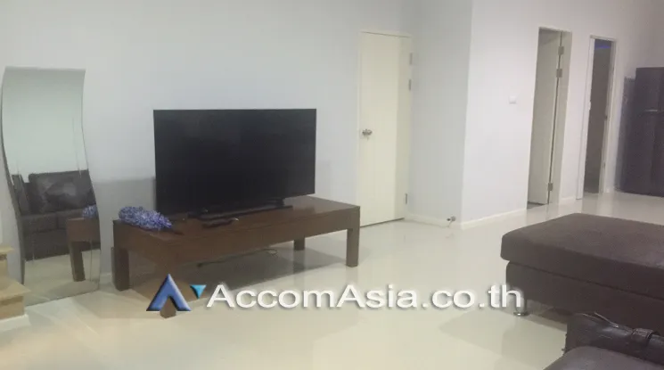  2  3 br Townhouse for rent and sale in Sukhumvit ,Bangkok BTS On Nut AA25062