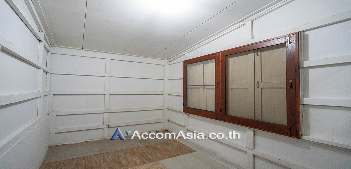 17  3 br House for rent and sale in Sukhumvit ,Bangkok BTS Thong Lo AA25069