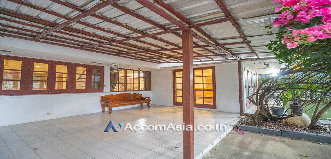 6  3 br House for rent and sale in Sukhumvit ,Bangkok BTS Thong Lo AA25069