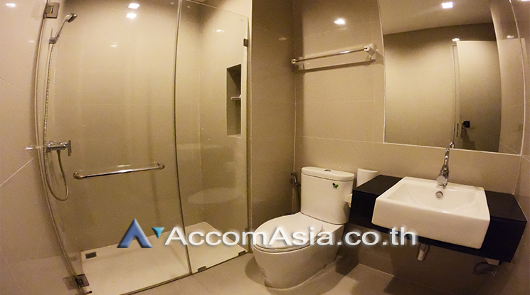 4  2 br Condominium For Sale in Bang Na ,Bangkok BTS Udomsuk at Ideo Blucove Sukhumvit AA25136